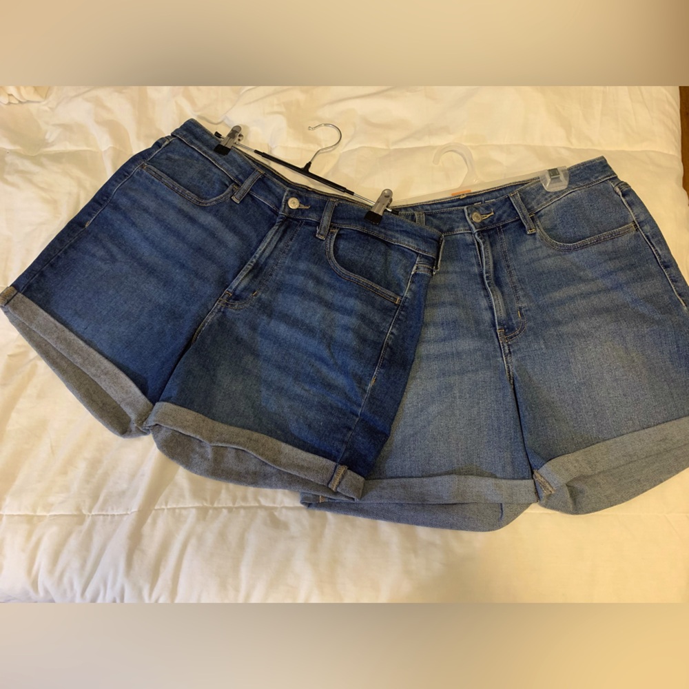 Old Navy High waisted WOW Blue Jean/denim Shorts - 5 inch
